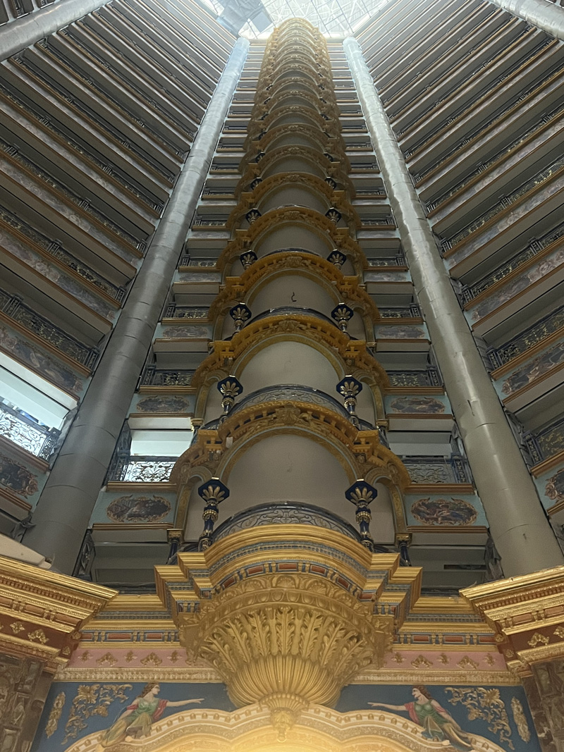 泡沫雕刻，硬化，上色(圖5)